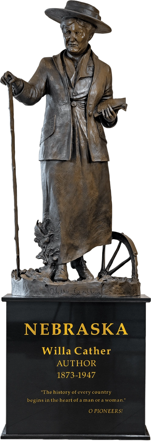 A statue of Willa Cather